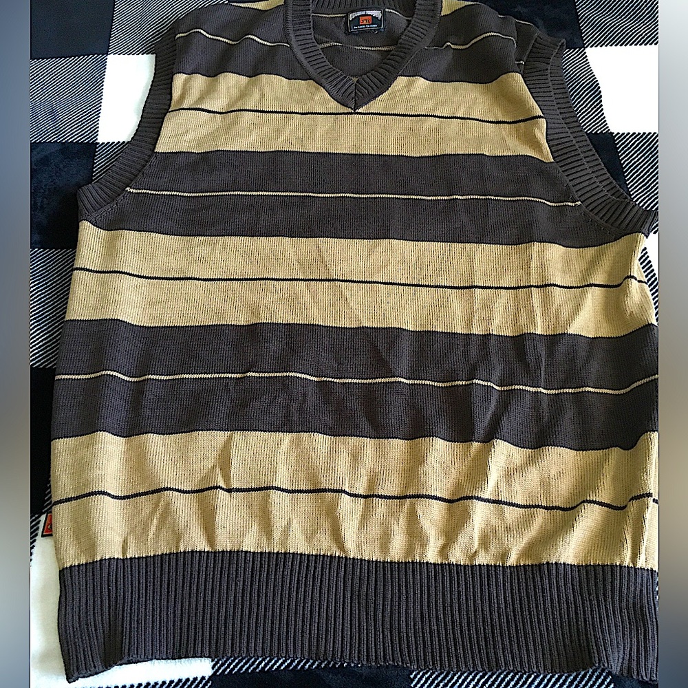 FB County Charlie Brown Vest.